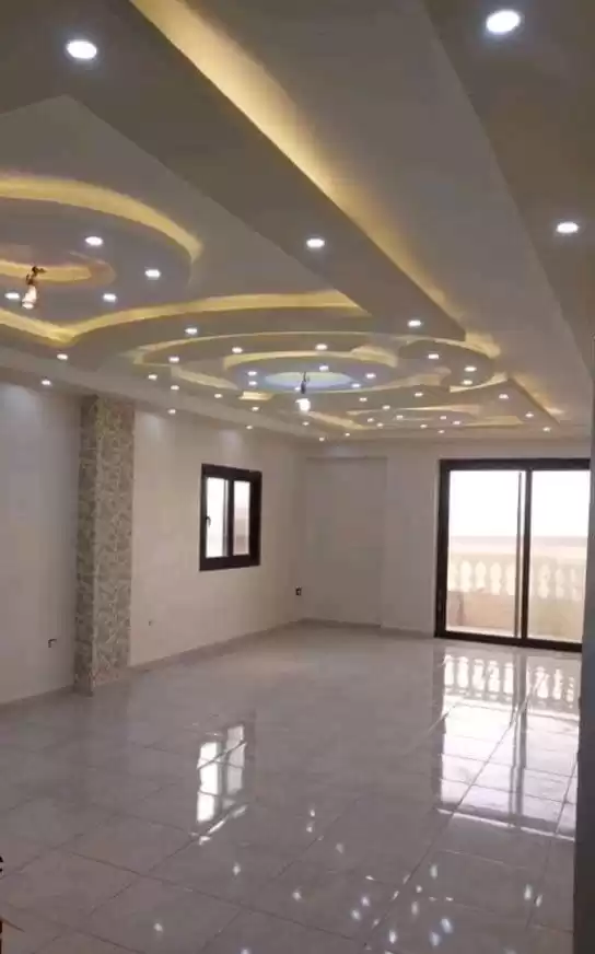 住宅 就绪物业 4 间卧室 U/F 公寓  出租 在 巴格达省 #49241 - 1  image 