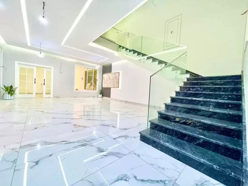 yerleşim Hazır Mülk 6 Yatak Odası S/F dubleks  satılık içinde Bağdat Valiliği #49676 - 1  image 