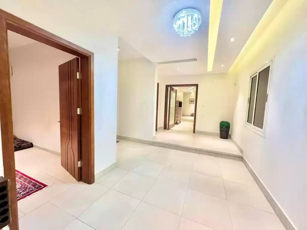 yerleşim Hazır Mülk 4 Yatak Odası S/F dubleks  satılık içinde Bağdat Valiliği #49722 - 1  image 