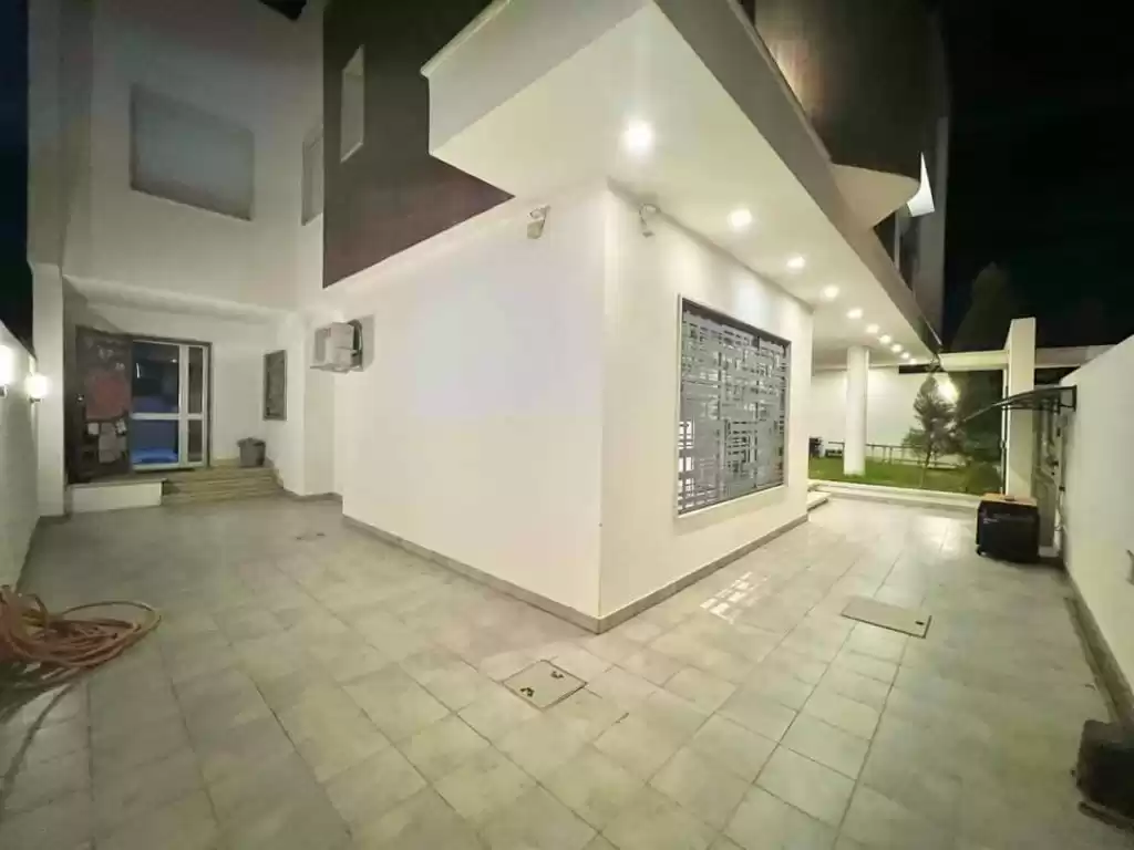 سكني عقار جاهز 4 غرف  مفروش دوبلكس  للبيع في محافظة بغداد #49739 - 1  صورة 