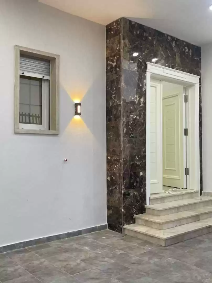 yerleşim Hazır Mülk 4 Yatak Odası S/F dubleks  satılık içinde Bağdat Valiliği #49777 - 1  image 