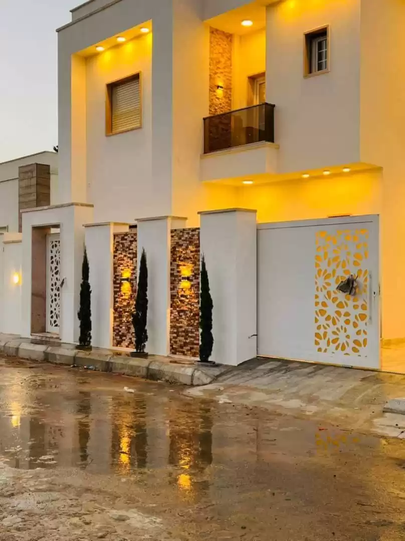 Жилой Готовая недвижимость 7 спален С/Ж Отдельная вилла  в аренду в Багдадская мухафаза #49780 - 1  image 