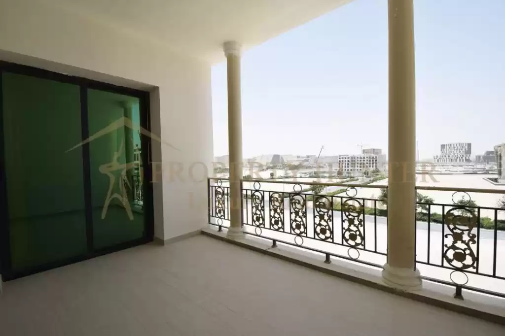 Жилой Готовая недвижимость 1 спальня Ж/Ж Квартира  продается в Аль-Садд , Доха #49877 - 1  image 