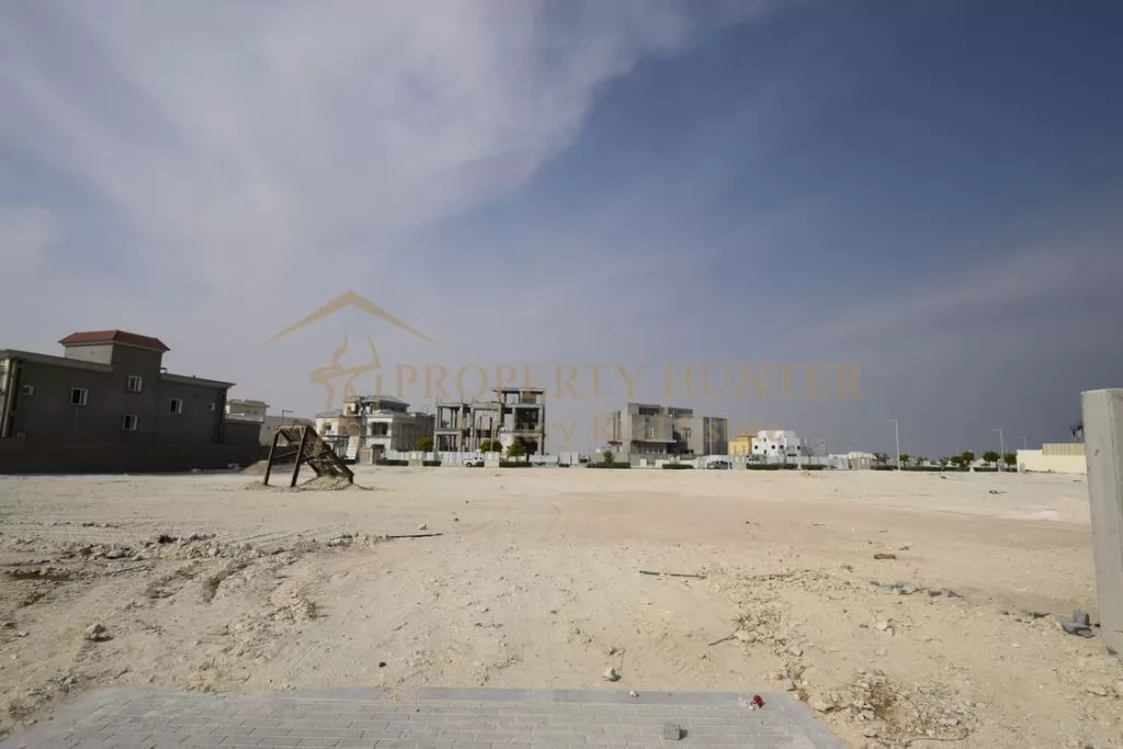Land Off Plan Residential Land  for sale in Lusail , Doha-Qatar #49953 - 1  image 