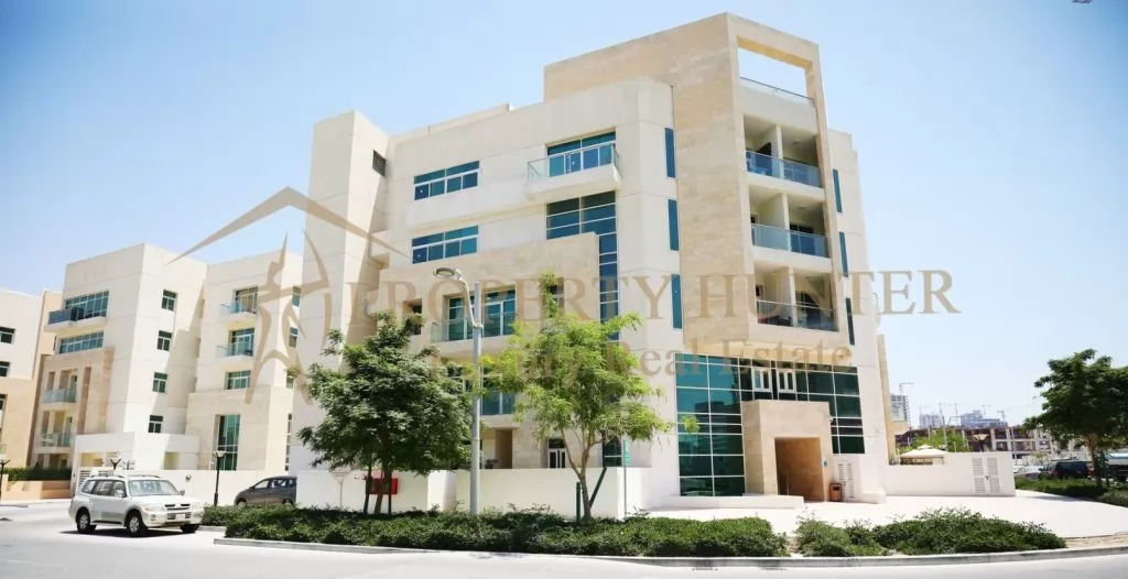 Residential Ready Property 1 Bedroom S/F Apartment  for sale in Lusail , Doha-Qatar #50039 - 1  image 