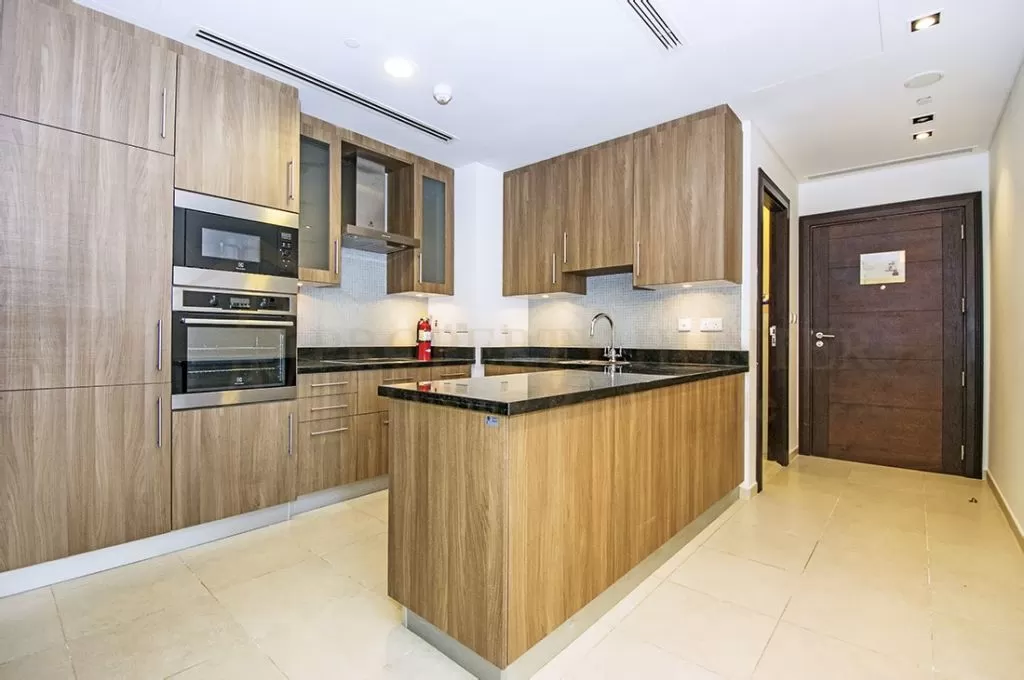 Residential Ready Property 1 Bedroom S/F Apartment  for sale in The-Pearl-Qatar , Doha-Qatar #50079 - 7  image 