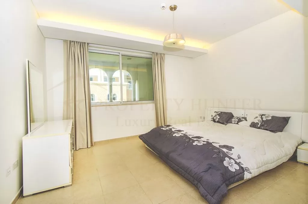 Residential Ready Property 1 Bedroom S/F Apartment  for sale in The-Pearl-Qatar , Doha-Qatar #50079 - 9  image 