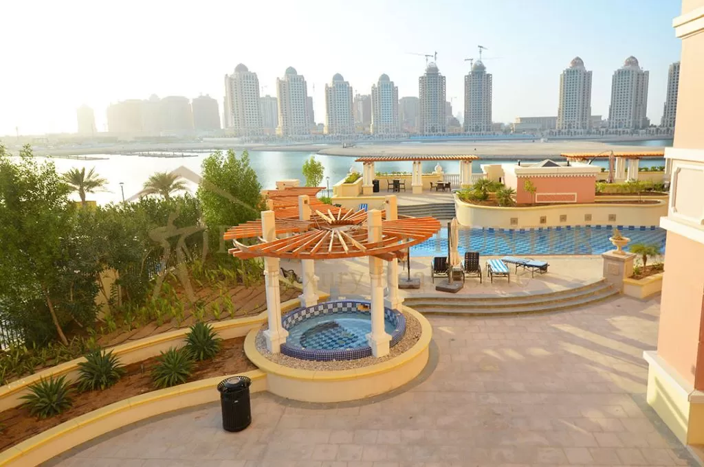 Residential Ready Property 1 Bedroom S/F Apartment  for sale in Al Sadd , Doha #50082 - 1  image 