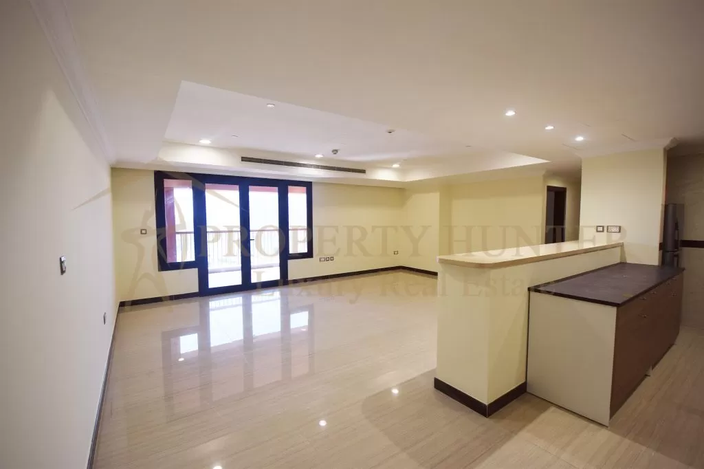 Residential Ready Property 1 Bedroom S/F Apartment  for sale in The-Pearl-Qatar , Doha-Qatar #50090 - 3  image 