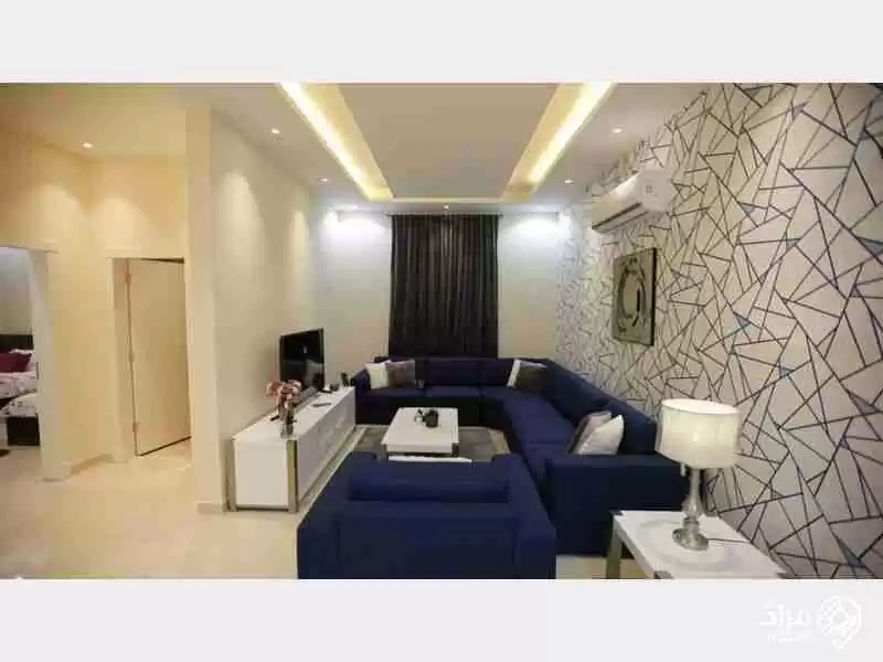 Residencial Listo Propiedad 1 + habitación de servicio U / F Apartamento  venta en Wadi Al-Banat , Doha #50233 - 1  image 