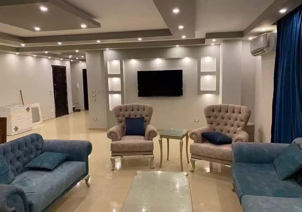 Жилой Готовая недвижимость 2 спальни Н/Ф Квартира  в аренду в Вади Аль Саил , Доха #50252 - 1  image 