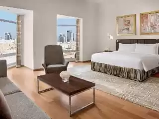 Wohn Klaar eigendom 4 Schlafzimmer U/F Wohnung  zu vermieten in Ras Abu Abu , Doha #50259 - 1  image 