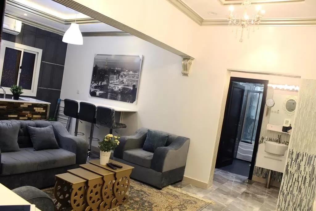 Résidentiel Propriété prête 2 chambres S / F Appartement  a louer au Ras Abou Aboud , Doha #50262 - 1  image 