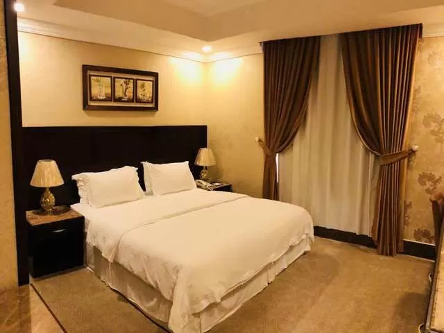 Residential Ready Property 2 Bedrooms S/F Apartment  for rent in Al Wukair , Al Wakrah #50521 - 1  image 