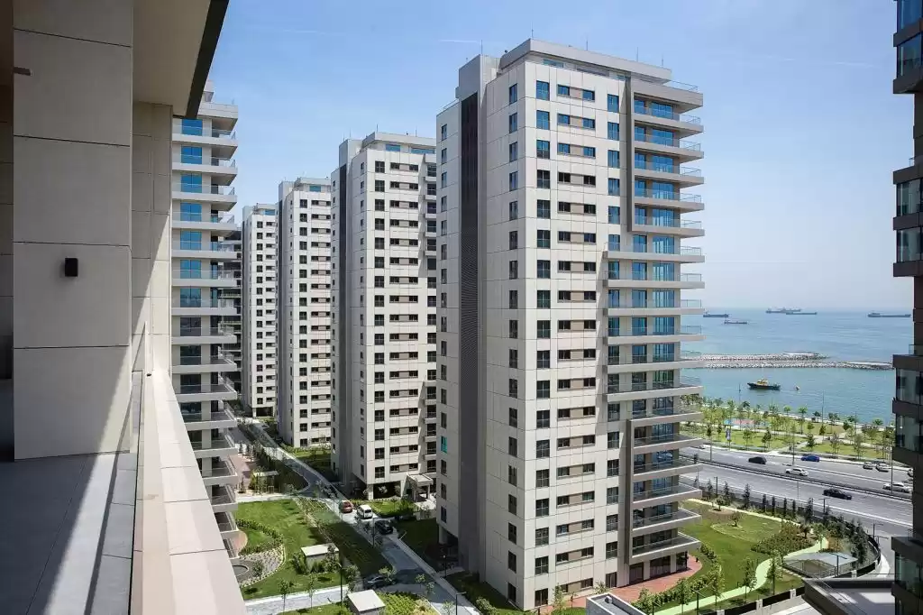 Жилой Готовая недвижимость Н/Ф Строительство  продается в Ад Доуха аль Джадида , Доха #50580 - 1  image 
