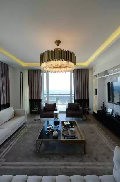 yerleşim Hazır Mülk 2 yatak odası S/F Apartman  satılık içinde Endüstriyel alan , Doha #50627 - 1  image 