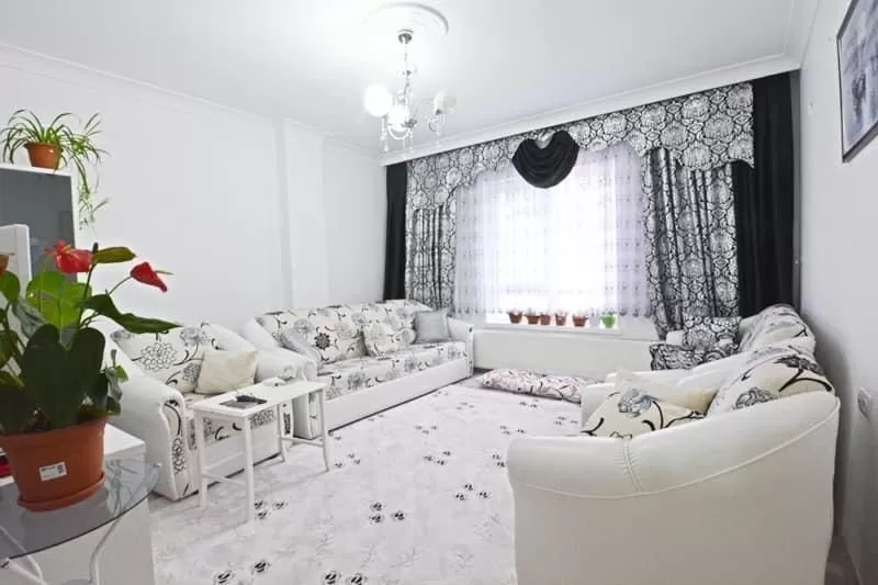 Residential Ready Property 3 Bedrooms S/F Penthouse  for rent in Umm Qarn , Al Daayen #50877 - 1  image 