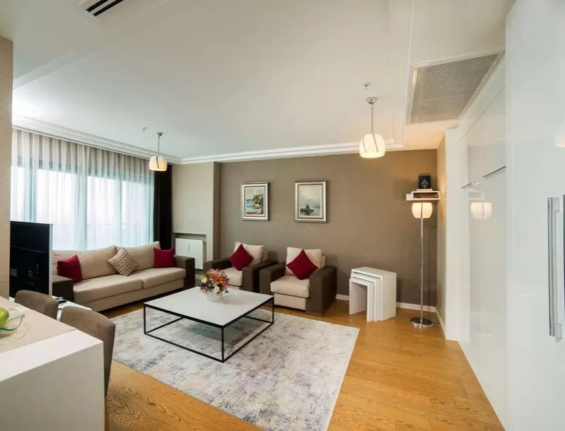 Residencial Listo Propiedad 2 dormitorios F / F Apartamento  alquiler en Al Dafna , Doha #50972 - 1  image 