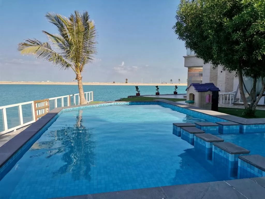 Residential Ready Property 2 Bedrooms U/F Chalet  for rent in Al Khor #51190 - 1  image 