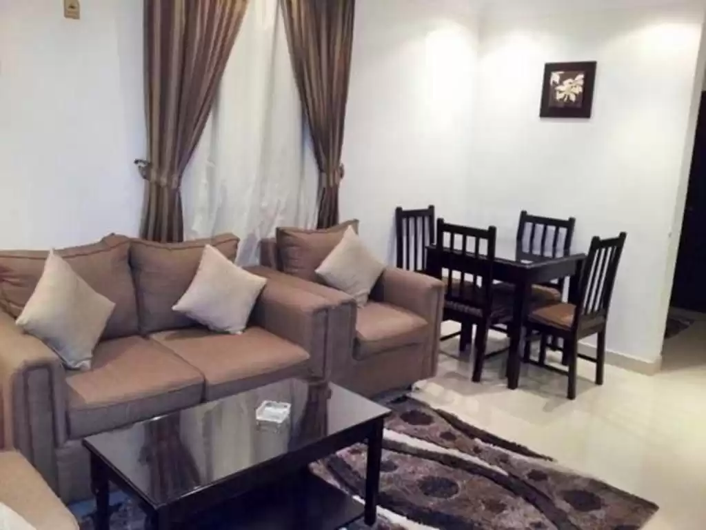 Résidentiel Propriété prête 2 chambres U / f Appartement  à vendre au Ras Lafân , Al-Khor #51207 - 1  image 