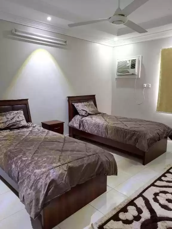 yerleşim Hazır Mülk 2 yatak odası U/F Apartman  satılık içinde Ümmü Birka , Al Khor #51427 - 1  image 