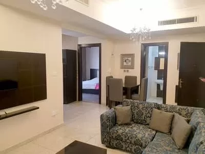 Wohn Klaar eigendom 2 Schlafzimmer F/F Appartement met bediening  zu vermieten in Ähm Birka , Al Khor #51462 - 1  image 