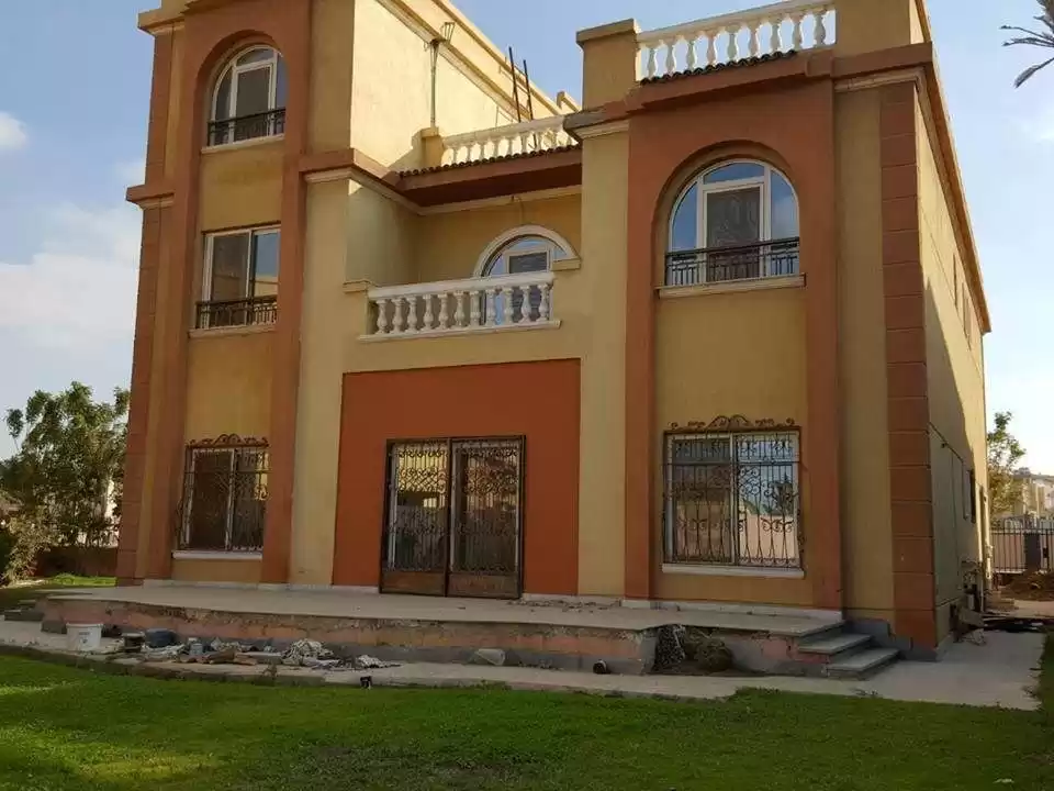 Résidentiel Propriété prête 3 + femme de chambre U / f Villa autonome  a louer au Lusail , Doha #51588 - 1  image 