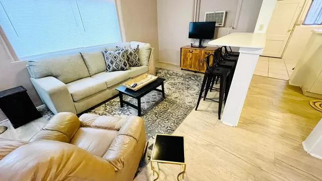 Wohn Klaar eigendom 1 Schlafzimmer F/F Wohnung  zu vermieten in Bur Dubai , Dubai #51660 - 1  image 