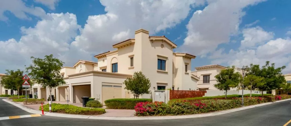 Residencial Listo Propiedad 5 habitaciones Villa Standerlone  venta en Jumeirah , Dubái #51676 - 1  image 
