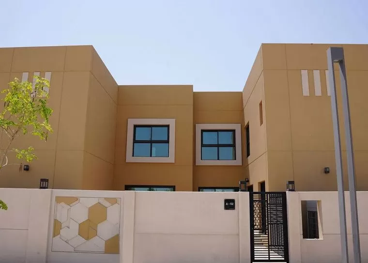 Résidentiel Propriété prête 4 chambres F / F Villa autonome  à vendre au AL WASL , Bur Dubaï , Dubai #51691 - 1  image 