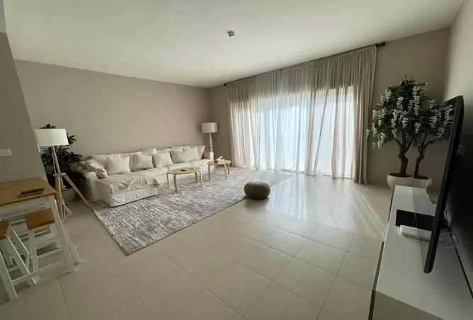 Residential Ready Property 2 Bedrooms F/F Duplex  for rent in Bur Dubai , Dubai #51704 - 1  image 