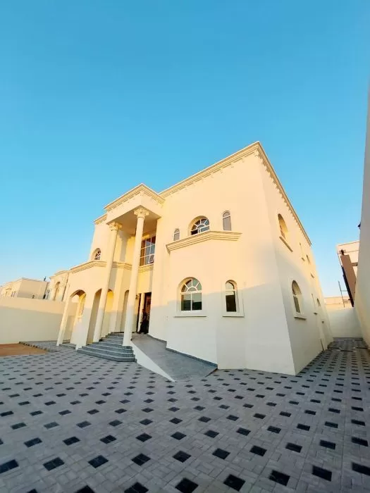 住宅 就绪物业 4 间卧室 楼/楼 独立别墅  出租 在 布尔迪拜 , 迪拜 #51737 - 1  image 
