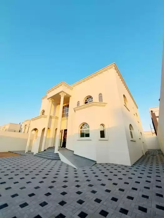 مسکونی املاک آماده 4 اتاق خواب F/F ویلای مستقل  برای اجاره که در بر دبی , دبی #51737 - 1  image 