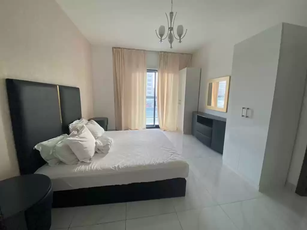 Residential Ready Property 1 Bedroom F/F Apartment  for rent in Bur Dubai , Dubai #51833 - 1  image 