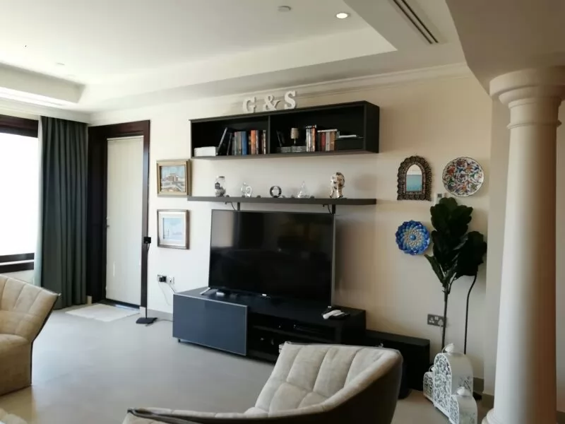Residential Ready Property 2 Bedrooms F/F Townhouse  for rent in Al Sadd , Doha #7317 - 2  image 