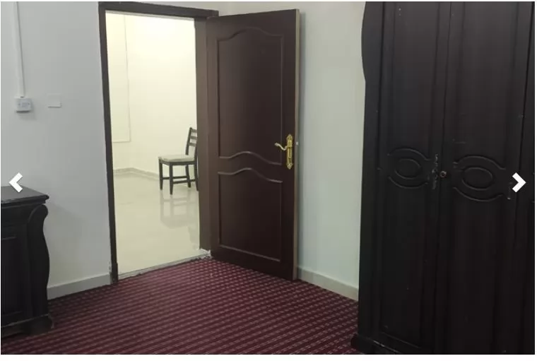 سكني عقار جاهز 2 غرف  مفروش شقة  للإيجار في الدوحة #7701 - 1  صورة 