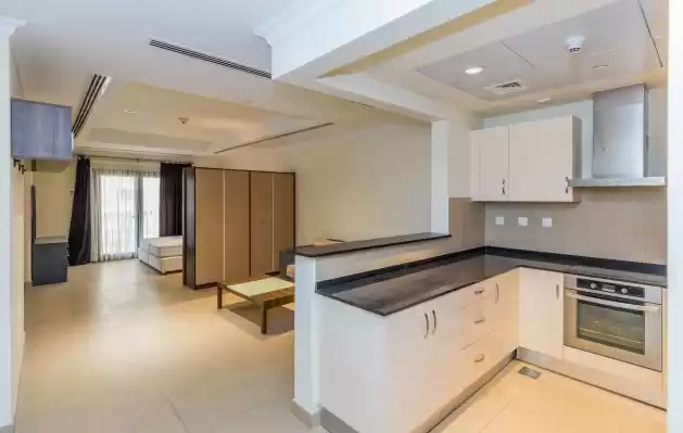 Résidentiel Propriété prête Studio F / F Appartement  a louer au Al-Sadd , Doha #7954 - 1  image 
