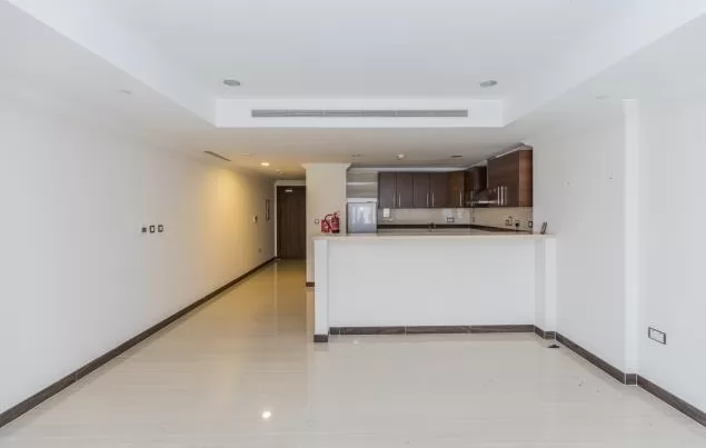 Residential Property Studio S/F Apartment  for rent in The-Pearl-Qatar , Doha-Qatar #7957 - 2  image 