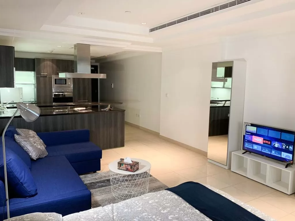 Residential Property Studio F/F Apartment  for rent in The-Pearl-Qatar , Doha-Qatar #7960 - 1  image 