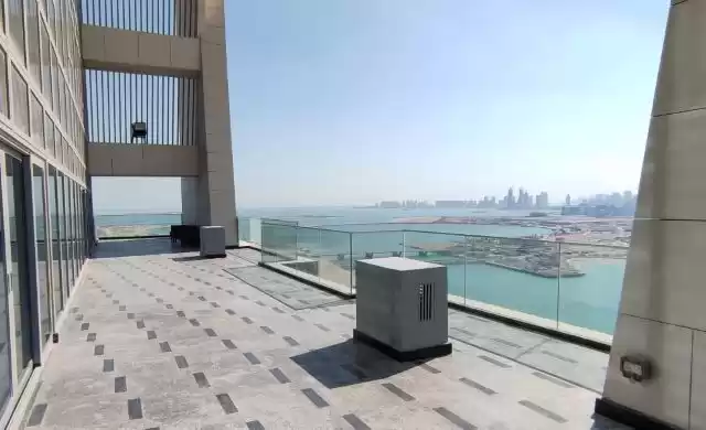 Residential Ready Property 5 Bedrooms F/F Penthouse  for rent in Al Sadd , Doha #7981 - 1  image 