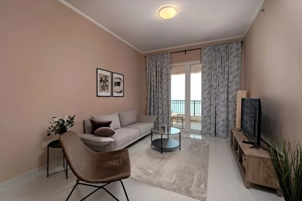 Residential Ready 2 Bedrooms F/F Apartment  for sale in The-Pearl-Qatar , Doha-Qatar #7995 - 1  image 