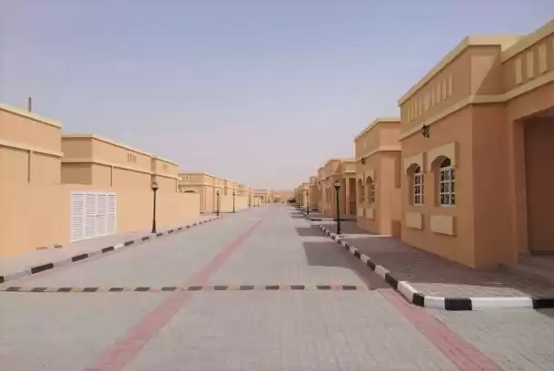 Жилой Готовая недвижимость 6 спален С/Ж Вилла в комплексе  продается в Аль-Садд , Доха #8022 - 1  image 