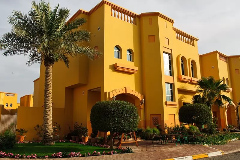 Residencial Listo Propiedad 4 habitaciones S / F Villa Standerlone  alquiler en al-sad , Doha #8047 - 1  image 