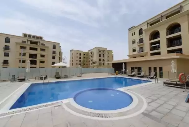Residential Ready Property 3 Bedrooms S/F Apartment  for sale in Al Sadd , Doha #8235 - 1  image 
