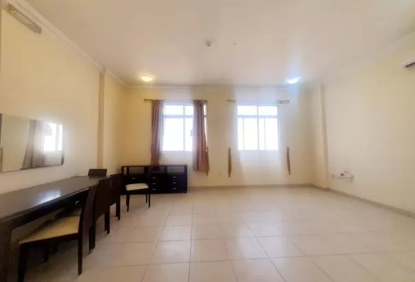Résidentiel Propriété prête 3 chambres S / F Appartement  a louer au Al-Sadd , Doha #8404 - 1  image 