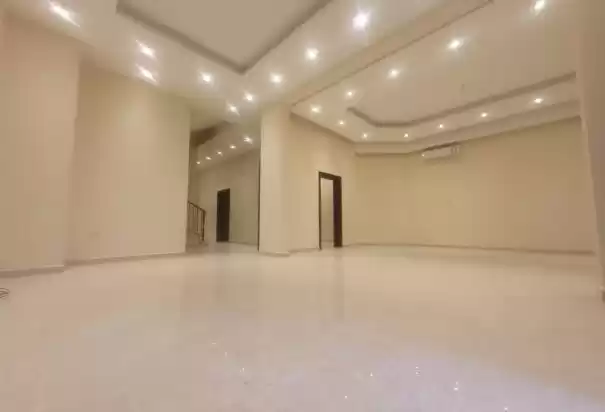 Жилой Готовая недвижимость 6+комнат для горничных Н/Ф Отдельная вилла  в аренду в Аль-Садд , Доха #8410 - 1  image 