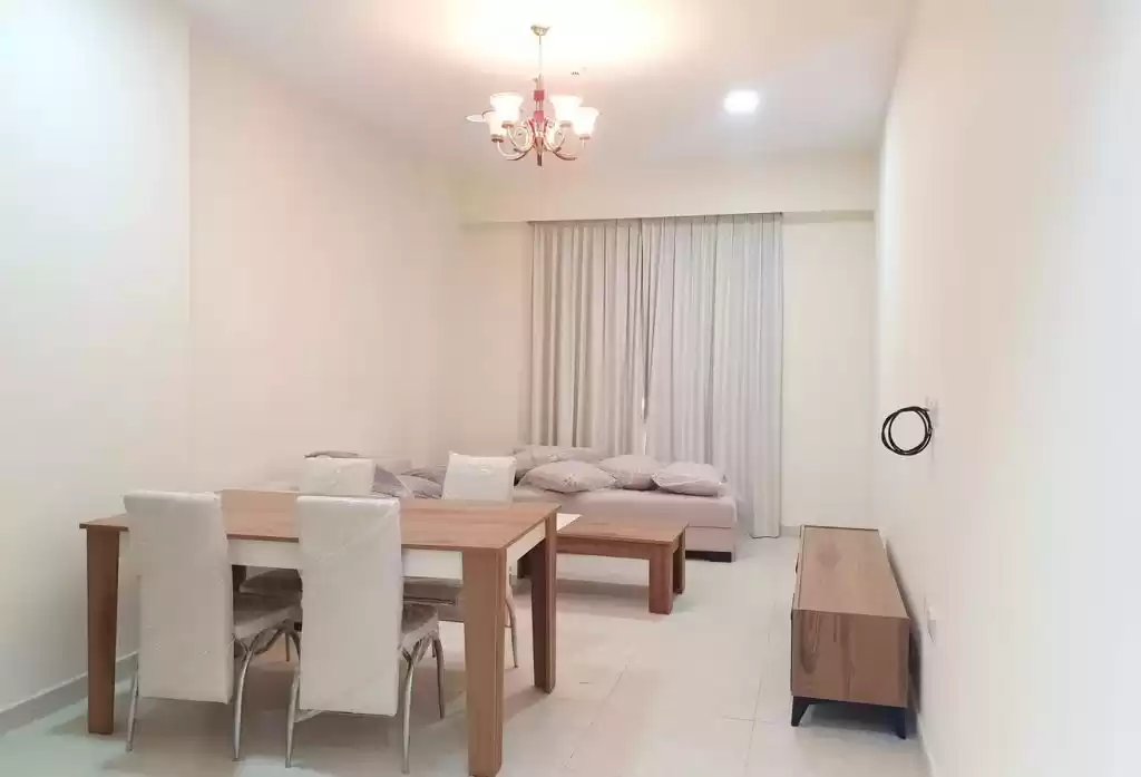 Residential Ready Property 2 Bedrooms F/F Apartment  for rent in Al Sadd , Doha #8415 - 1  image 