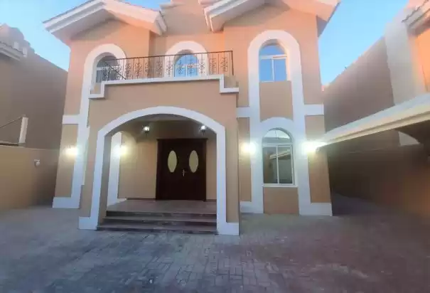 Residential Ready Property 6+maid Bedrooms S/F Villa in Compound  for rent in Al Sadd , Doha #8452 - 1  image 