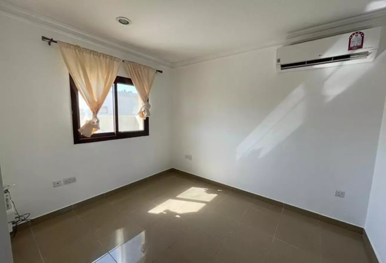Wohn Klaar eigendom 1 Schlafzimmer S/F Wohnung  zu vermieten in Al Sadd , Doha #8470 - 1  image 