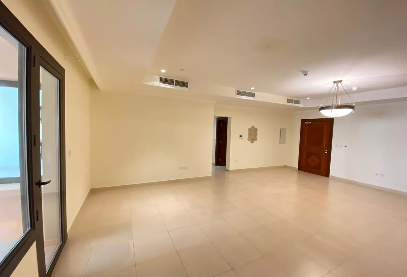 Wohn Klaar eigendom 2 Schlafzimmer S/F Wohnung  zu vermieten in Al Sadd , Doha #8472 - 1  image 